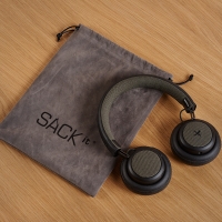 Bluetooth headphones TOUCHit της SACKit με τεχνολογία ANC